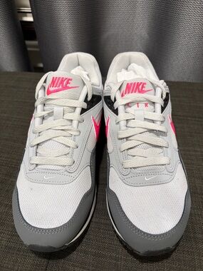 Nike Women's Gray White Pink Air Max Style Athletic Shoes